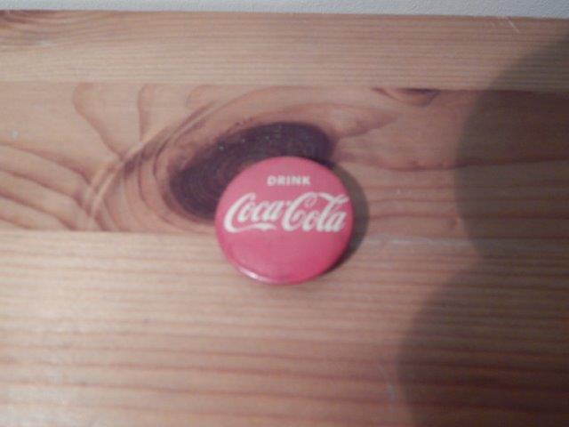 Coca Cola Button